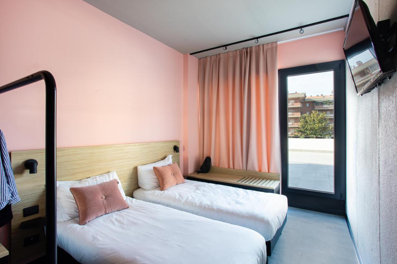 Ibis Styles Roma Aurelia Hotel Exterior photo